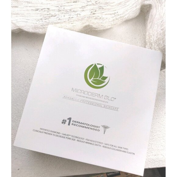 Microderm GLO Diamond Microdermabrasion Machine Kit New In Box - Picture 4 of 4
